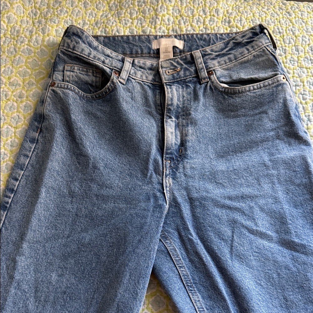 Classic Blue Denim woman’s Jeans Size 6